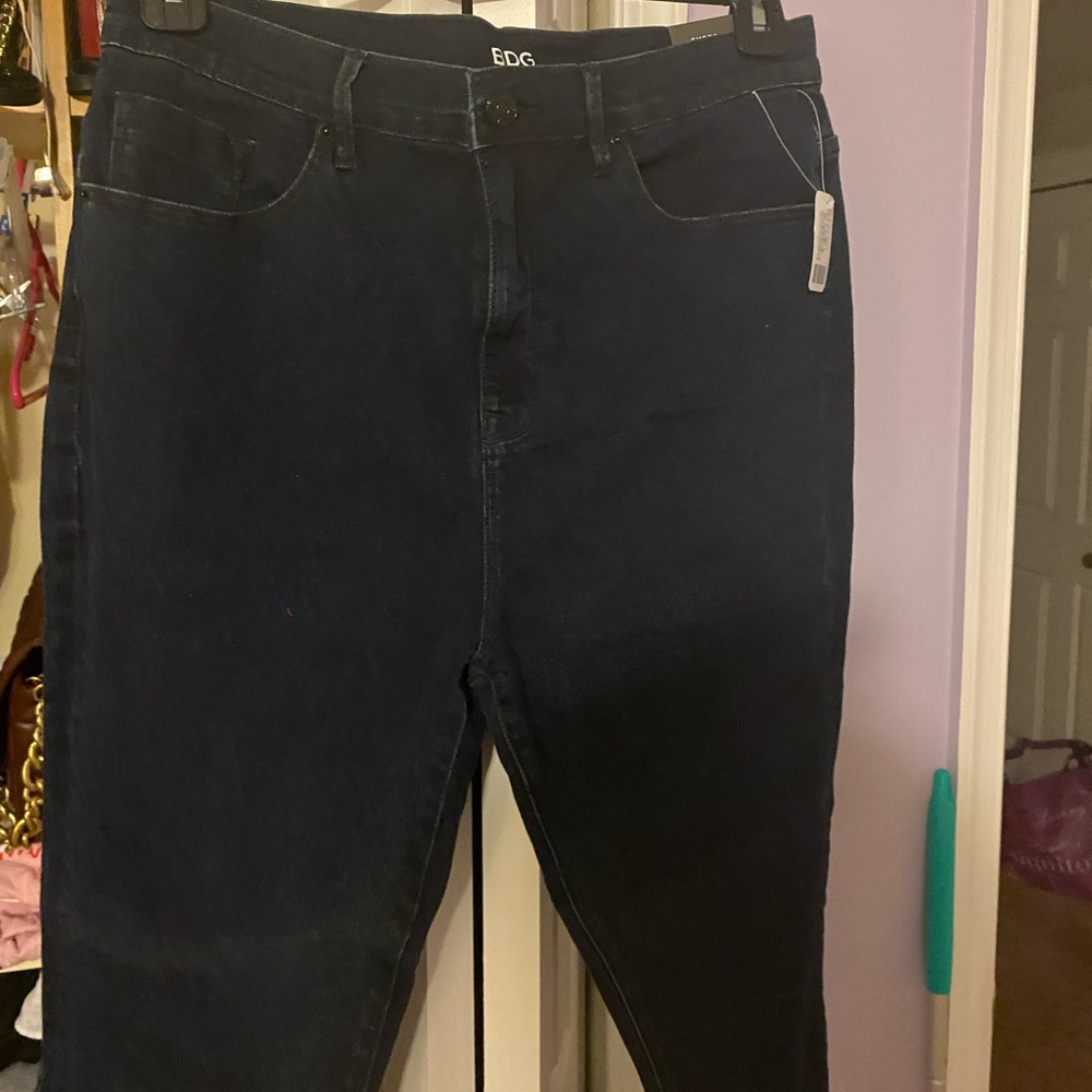 BDG Super High Rise Ankle Twig Jeans
